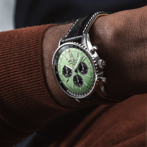 BREITLING NAVITIMER B01 CHRONOGRAPH MINT GREEN 43MM MEN'S WATCH AB0138241L1P1