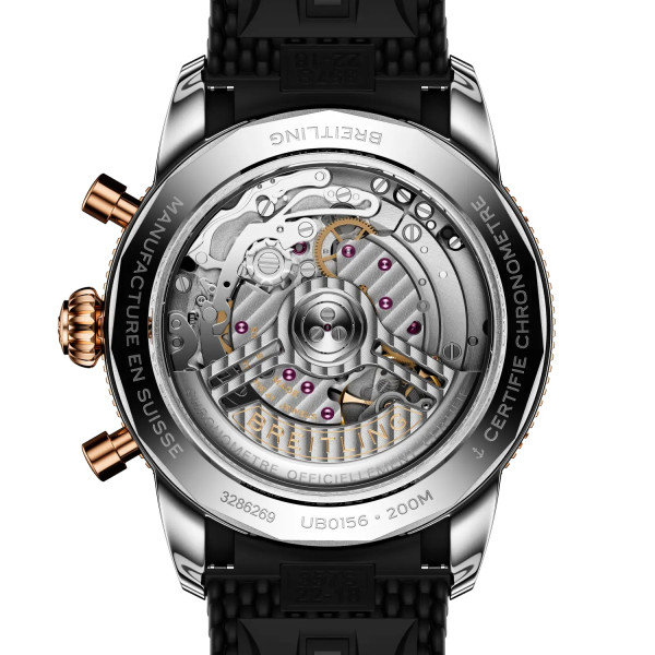 Прозрачен гръб и антирефлексно сапфирено стъкло – Breitling UB0156H11B1S1 – classicwatches.bg