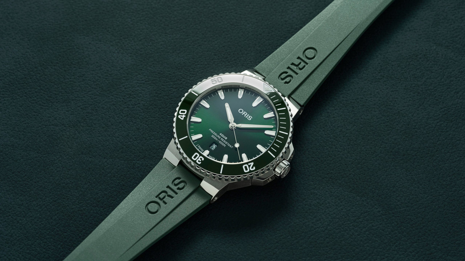 ЧАСОВНИК ORIS AQUIS DATE 43.5MM  733 7789 4157-07 4 23 37FC