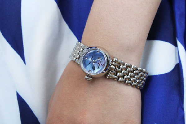 дамски часовник автоматичен alexander-shorokhoff-shar-as.sh01-3b-on-wrist-classicwatches