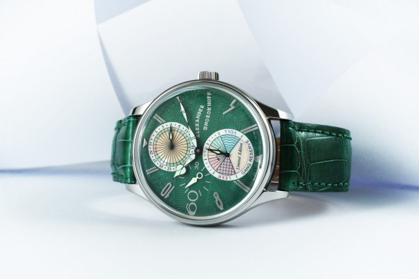 мъжки-часовник-alexander-shorokhoff-emotio due-as.em02-5-dial-closeup-classicwatches