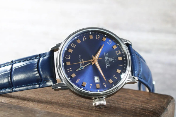 мъжки-часовник-poljot-international-jaros-gmt-34nh.4200114-crown-closeup-classicwatches