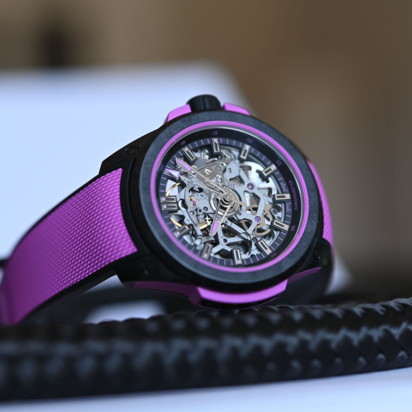 Часовник NORQAIN Wild ONE Skeleton 39mm Hyper Pink NNQ3001QBPI1AS/B003