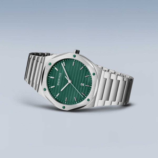Часовник Bering 19742-708