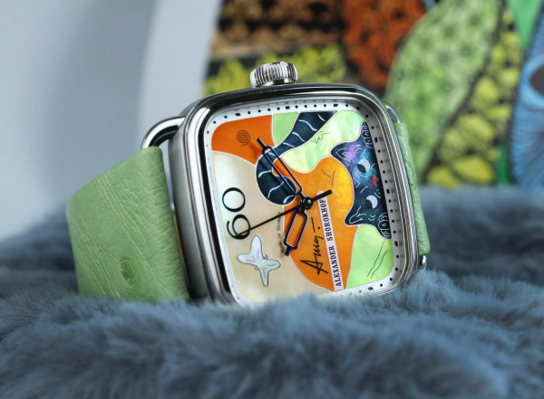 alexander-shorokhoff-black-cat-handwinding-as-apv-bch-square-case-classicwatches