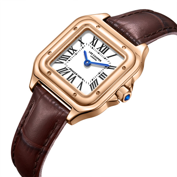 LC08191.431 – дисплей с римски цифри и сини стрелки