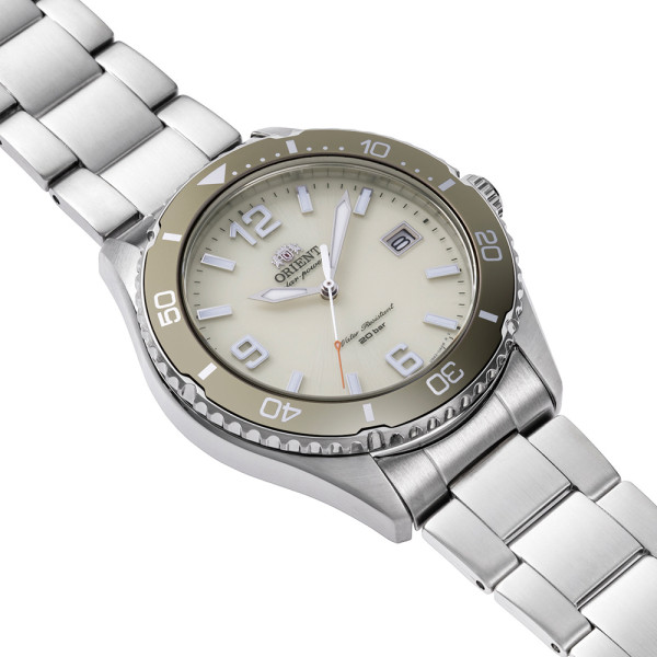 ORIENT SPORTS SOLAR 39.9MM MEN'S WATCH RA-WJ0003S
