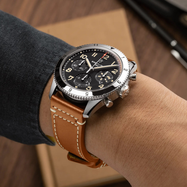 Breitling A233803A1B1X1 Classic AVI с телешка каишка – classicwatches.bg