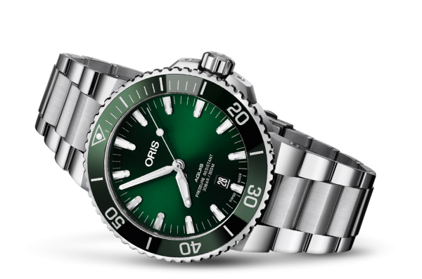 ORIS AQUIS DIVING DATE 43.5MM 733 7730 4157 - 07 8 24 05PEB