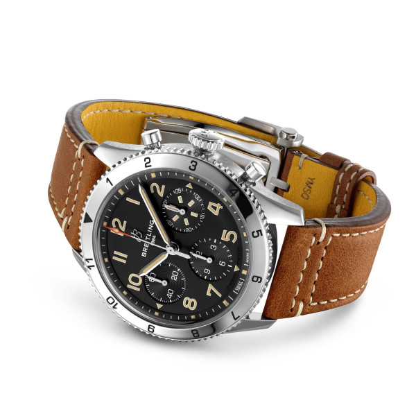 Мъжки часовник Breitling A233803A1B1X1 с черен циферблат и хронограф – classicwatches.bg