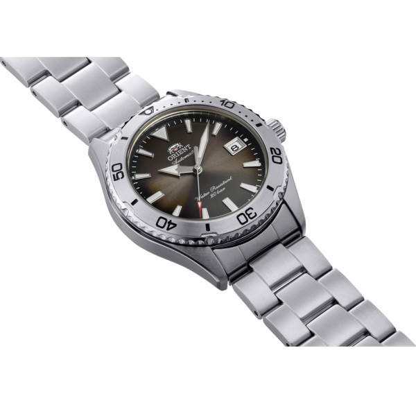 orient ra ac0q15y мъжки спортен часовник благородна стомана classicwatches.bg