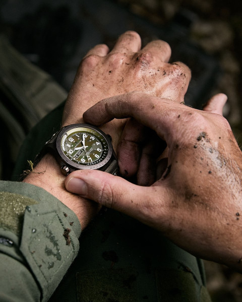 HAMILTON KHAKI AVIATION X-WIND  45MM H77775960