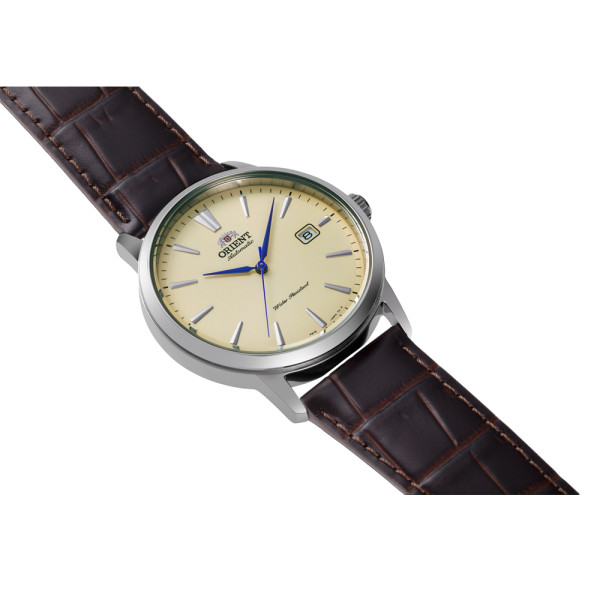 Orient RA AC0F16S елегантен модел кожена каишка сини стрелки classicwatches.bg