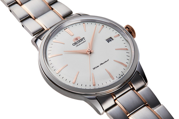Часовник Orient Bambino RA-AC0004S – елегантен автоматичен модел с класически дизайн и двуцветно покритие – оригинален от ClassicWatches.bg