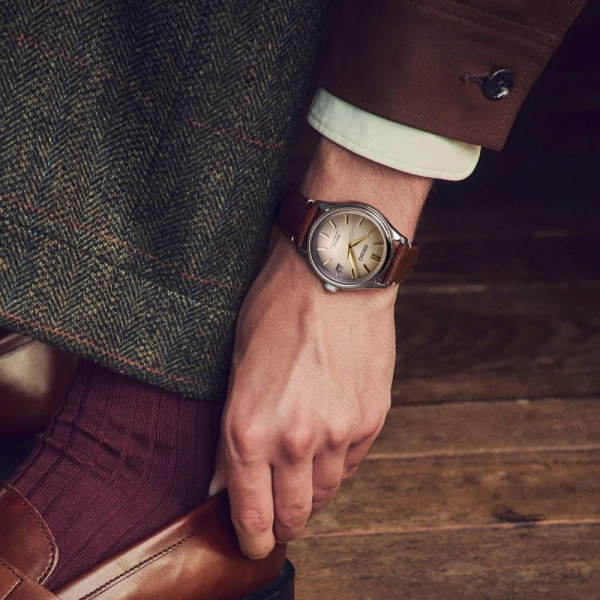 seiko-spb529j1-classicwatches.bg-благородна-стомана-и-сапфирено-стъкло
