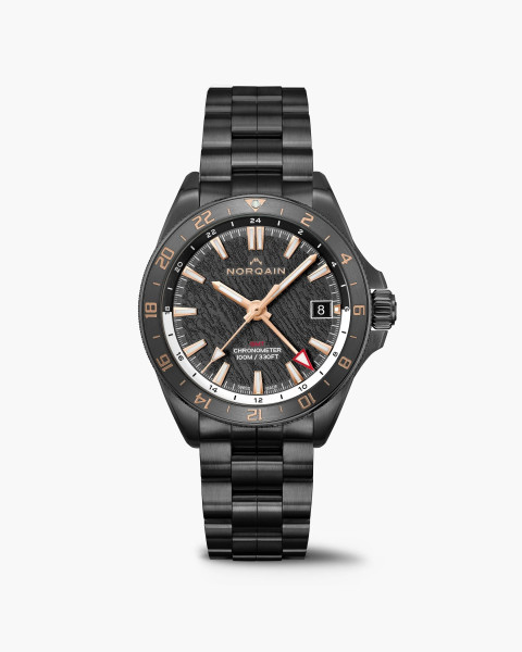 Часовник NORQAIN NEVEREST GMT Glacier 41mm N1100.22B02.B01 – черен циферблат Glacier с позлатени детайли – classicwatches.bg