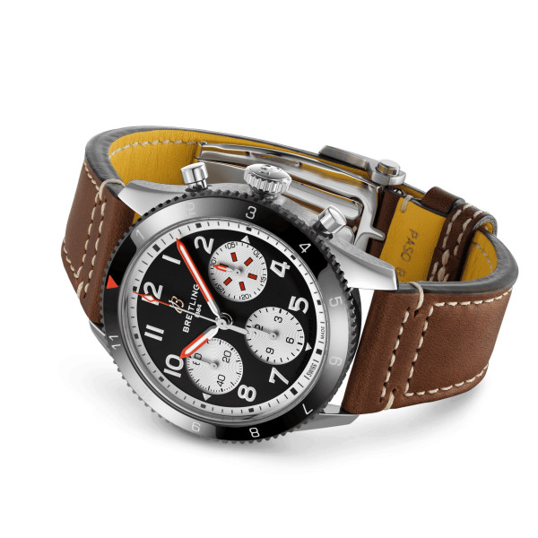 BREITLING CLASSIC AVI CHRONOGRAPH 42 MOSQUITO Y233801A1B1X1
