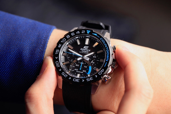 CASIO EDIFICE EFS-S550PB-1AVUEF