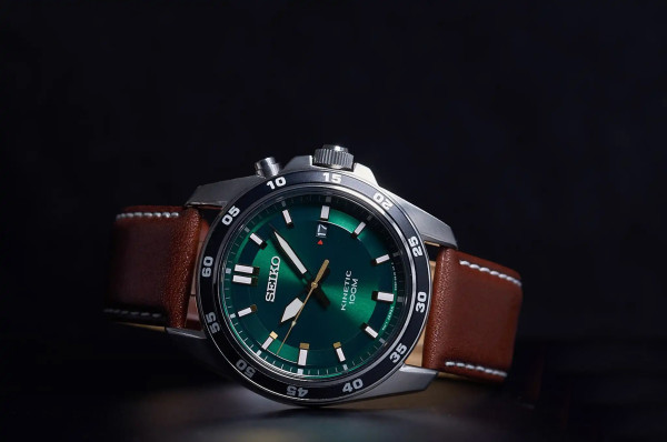 SEIKO KINETIC 42.5MM MEN'S WATCH SKA791P1