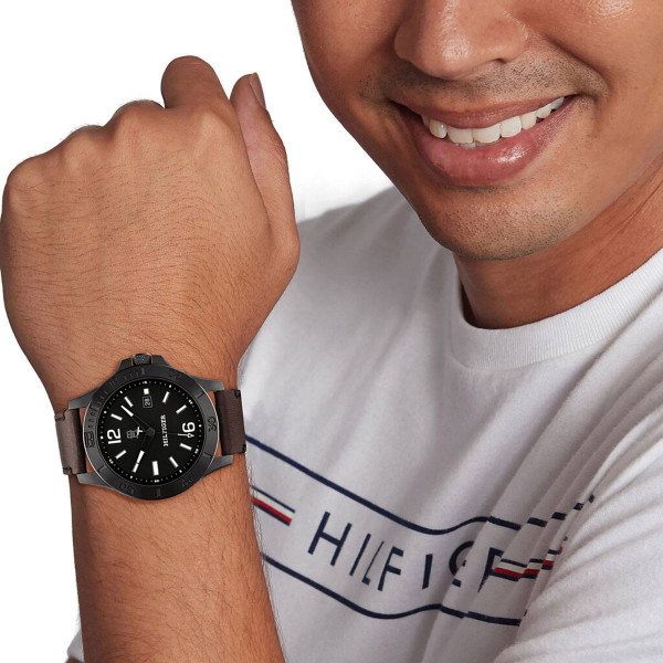 ЧАСОВНИК TOMMY HILFIGER RYAN 46MM 1710530