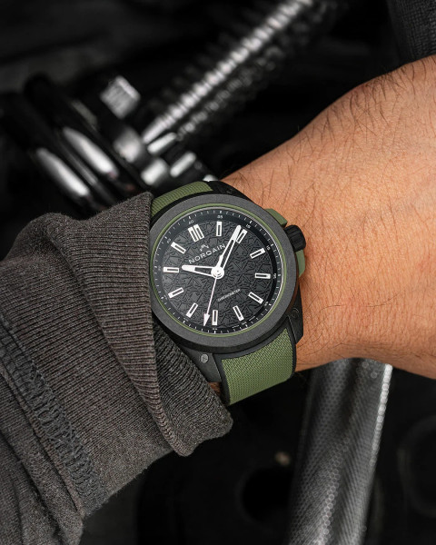 Луксозен часовник NORQAIN Wild ONE 42mm Khaki N3000.21Q24.B02 – classicwatches.bg