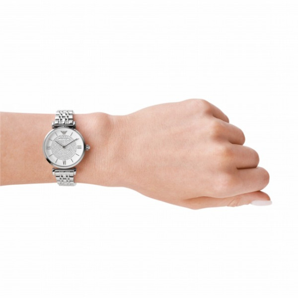 дамски часовник emporio armani ar1925 – стилен модел с кристален циферблат и сребриста верижка на дамска ръка – ClassicWatches.bg