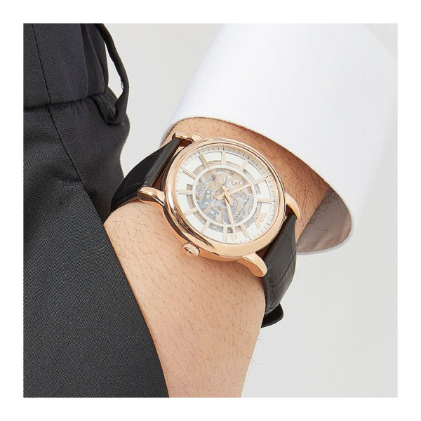 мъжки часовник emporio armani ar60007 – елегантен модел с скелетон циферблат на мъжка ръка – ClassicWatches.bg