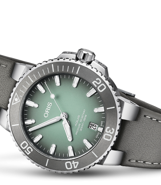 ORIS AQUIS DATE 39.5MM MEN'S WATCH 733 7732 4137-07 5 21 12FC