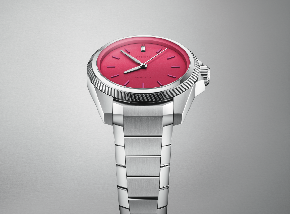 лимитиран часовник Oris с розов циферблат – ClassicWatches.bg