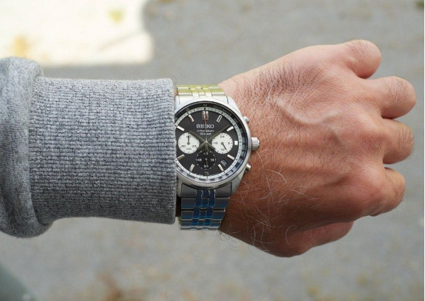 SEIKO SPORT CHRONO QUARTZ  42MM MEN'S WATCH SSB429P1