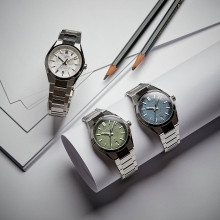 CASIO EFK-100D-3AER мъжки часовник със зелен циферблат

