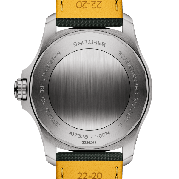 BREITLING AVENGER AUTOMATIC 42 A17328101B1A1
