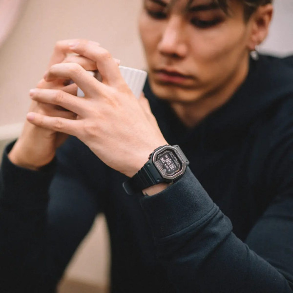 CASIO G-SHOCK SOLAR BLUETOOTH  DW-H5600MB-1ER