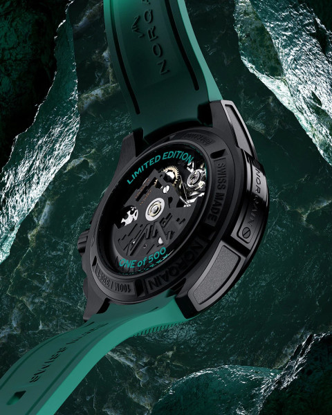 Часовник NORQAIN Independence Skeleton Chrono 42mm N3200.40T02.J01 – лимитирана серия 500 броя с гравиран гръб – classicwatches.bg