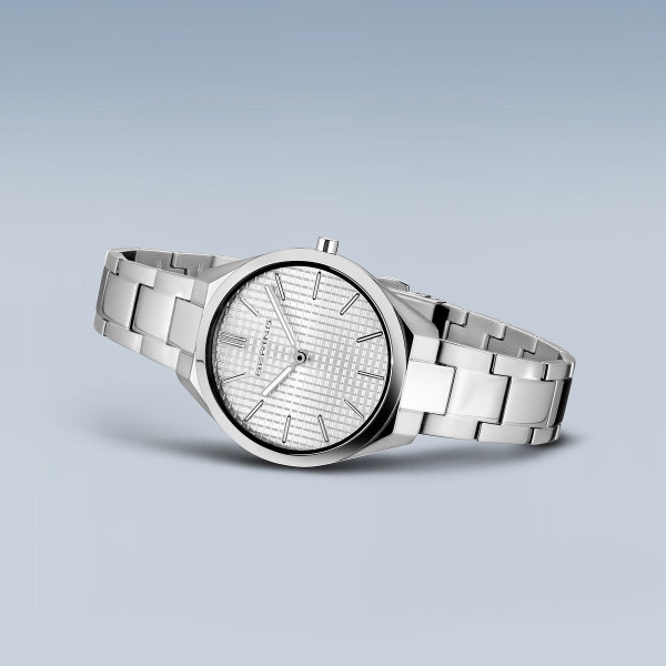 Дамски часовник Bering 17231-700