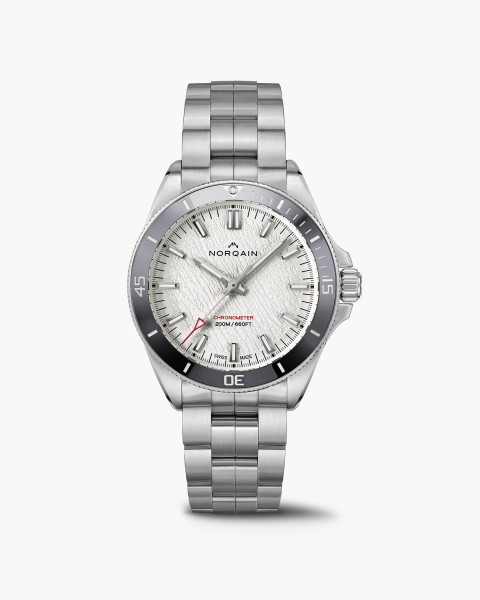 Часовник NORQAIN NEVEREST Glacier 40mm N1001.21S07.W01 – бял ледников циферблат с текстура Glacier – classicwatches.bg