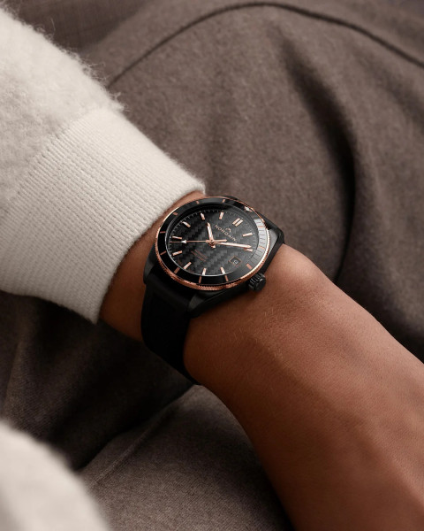 Оригинален часовник NORQAIN Adventure Sport 37mm N1800.08B02.B01 с DLC корпус – classicwatches.bg