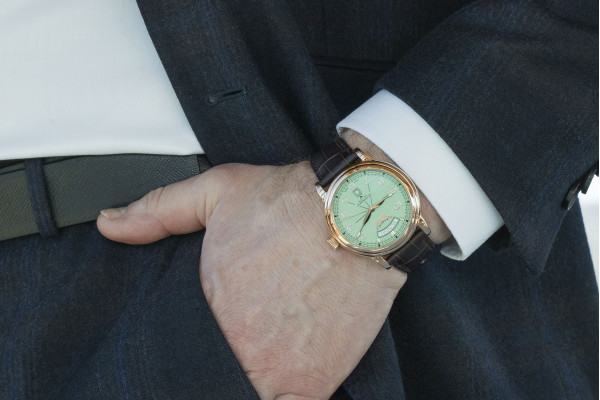 Aviator Douglas Day-Date V.3.44.2.404.4