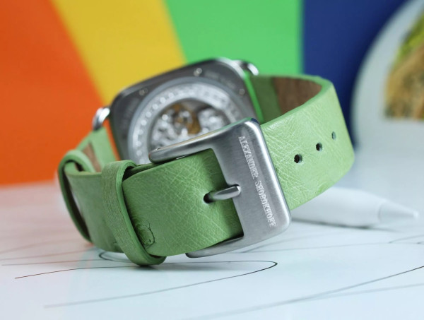 alexander-shorokhoff-black-cat-handwinding-as-apv-bch-strap-ostrich-classicwatches