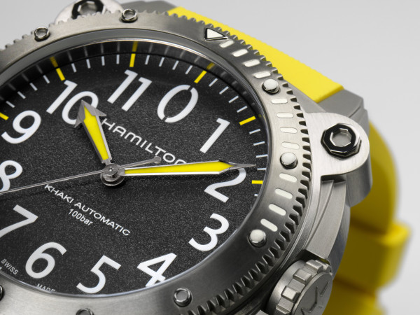HAMILTON KHAKI NAVI BELOWZERO AUTO TITANIUM 46MM H78.535.380