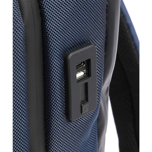 РАНИЦА PORSCHE DESIGN - ROADSTER PRO L OVL01602.006