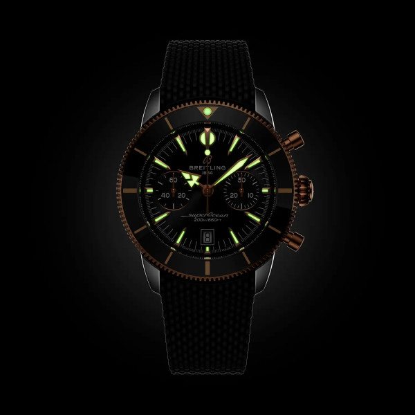 Мъжки хронограф Breitling UB0156H11B1S1 с корпус от стомана и 18К розово злато – classicwatches.bg