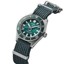 SPB501J1 корпус от стомана и винтова коронка ClassicWatches.bg
