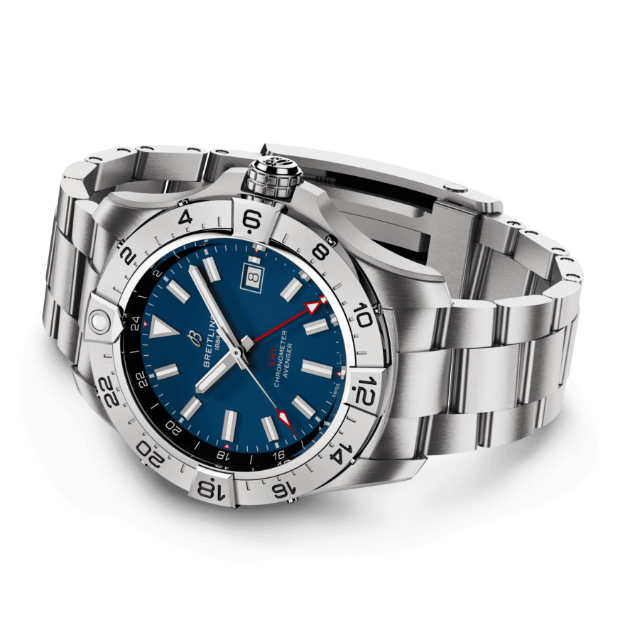Breitling Avenger Automatic GMT 44 A32320101C1A1