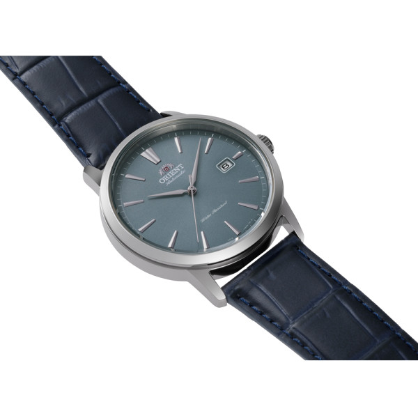 Orient RA AC0F14L елегантен модел тъмносиня кожена каишка classicwatches.bg