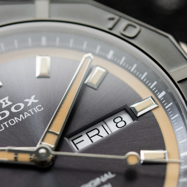 ЧАСОВНИК EDOX DELFIN DAY-DATE AUTOMATIC 43MM 88008 37GNCA GBEI