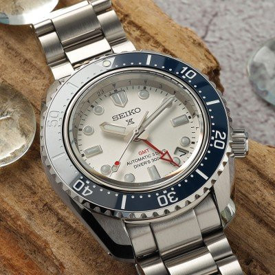seiko-spb519j1-classicwatches.bg-благородна-стомана-и-сапфирено-стъкло
