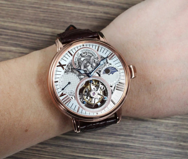 мъжки часовник ръчно навиване poljot-tourbillon-skeleton-3360-t88-sr-on-wrist-classicwatches