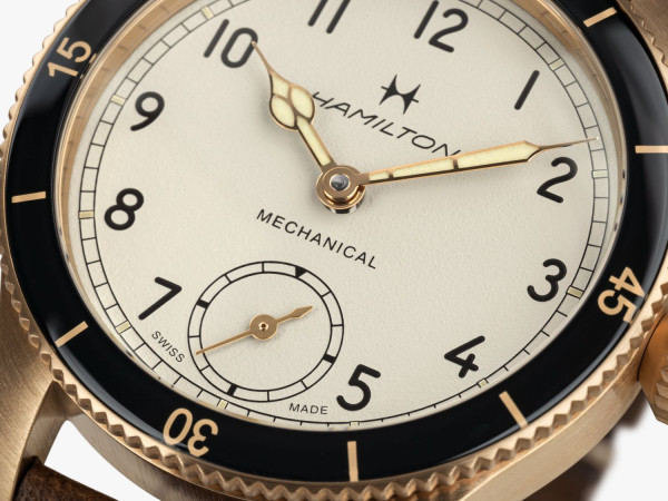 Часовник Hamilton H76709510 – бордо кожена каишка – classicwatches.bg