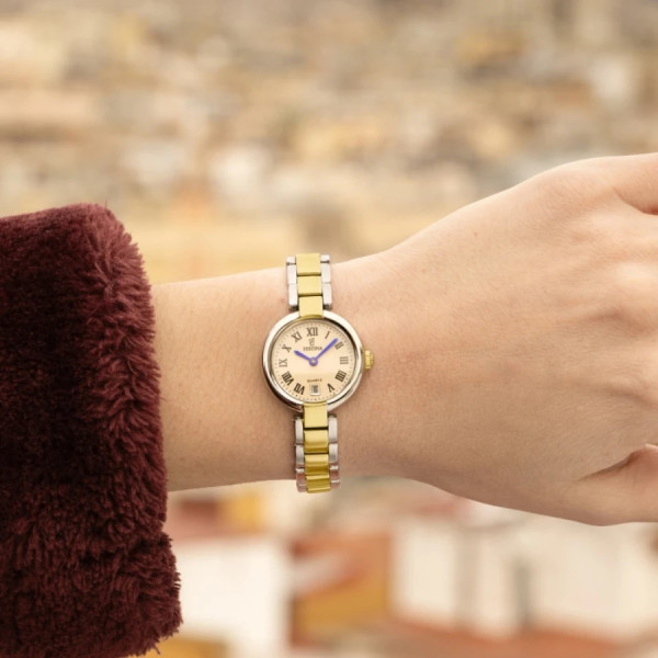 festina f20785 2 дамски часовник със златни и сребристи елементи classicwatches.bg